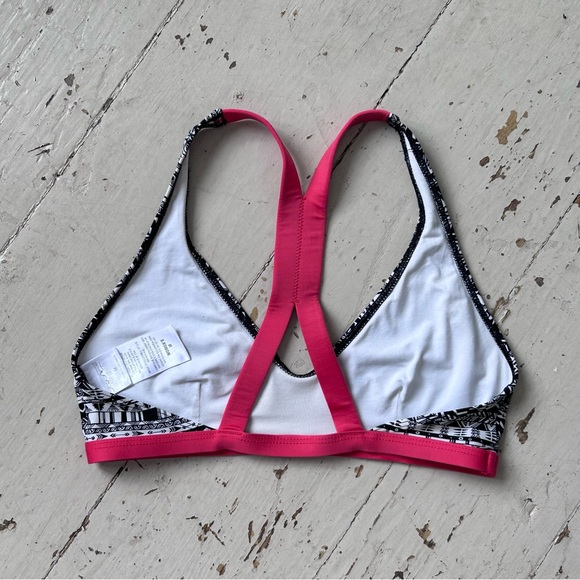 Patagonia Tribal Print Swim Suit Top - Picture 6 of 9